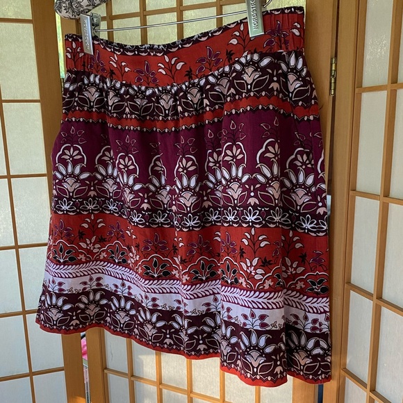 Ann Taylor Loft Linen Blend Batik Floral Print Mini Skirt.SZ M - Picture 5 of 10